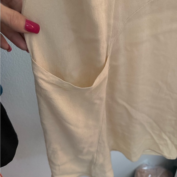 Entro Cream Chemise with Black Geometric Trim - Picture 3 of 6